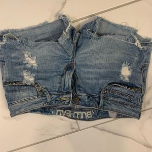 Jean shorts with studs